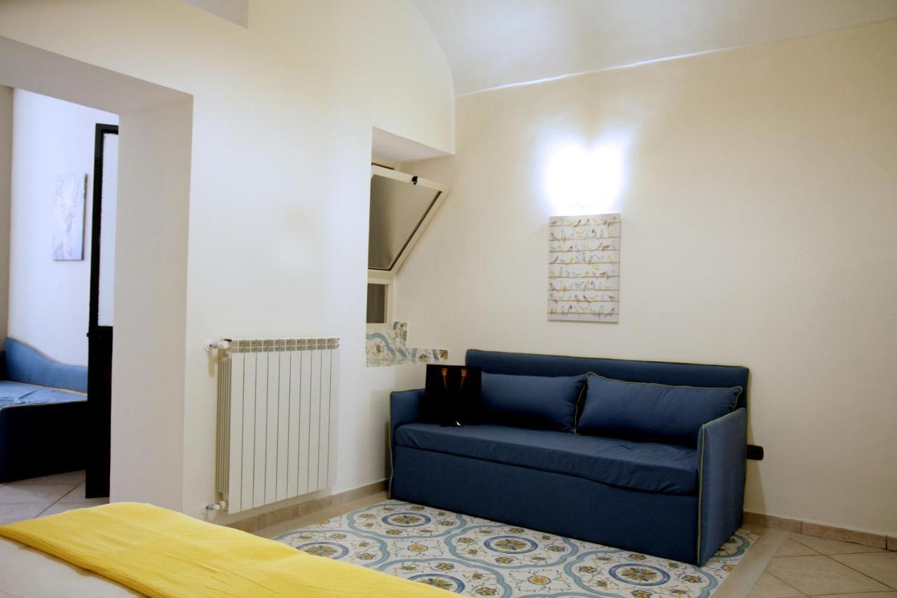 Giulia'S House Apartments Sant'Antonio Abate Exterior photo
